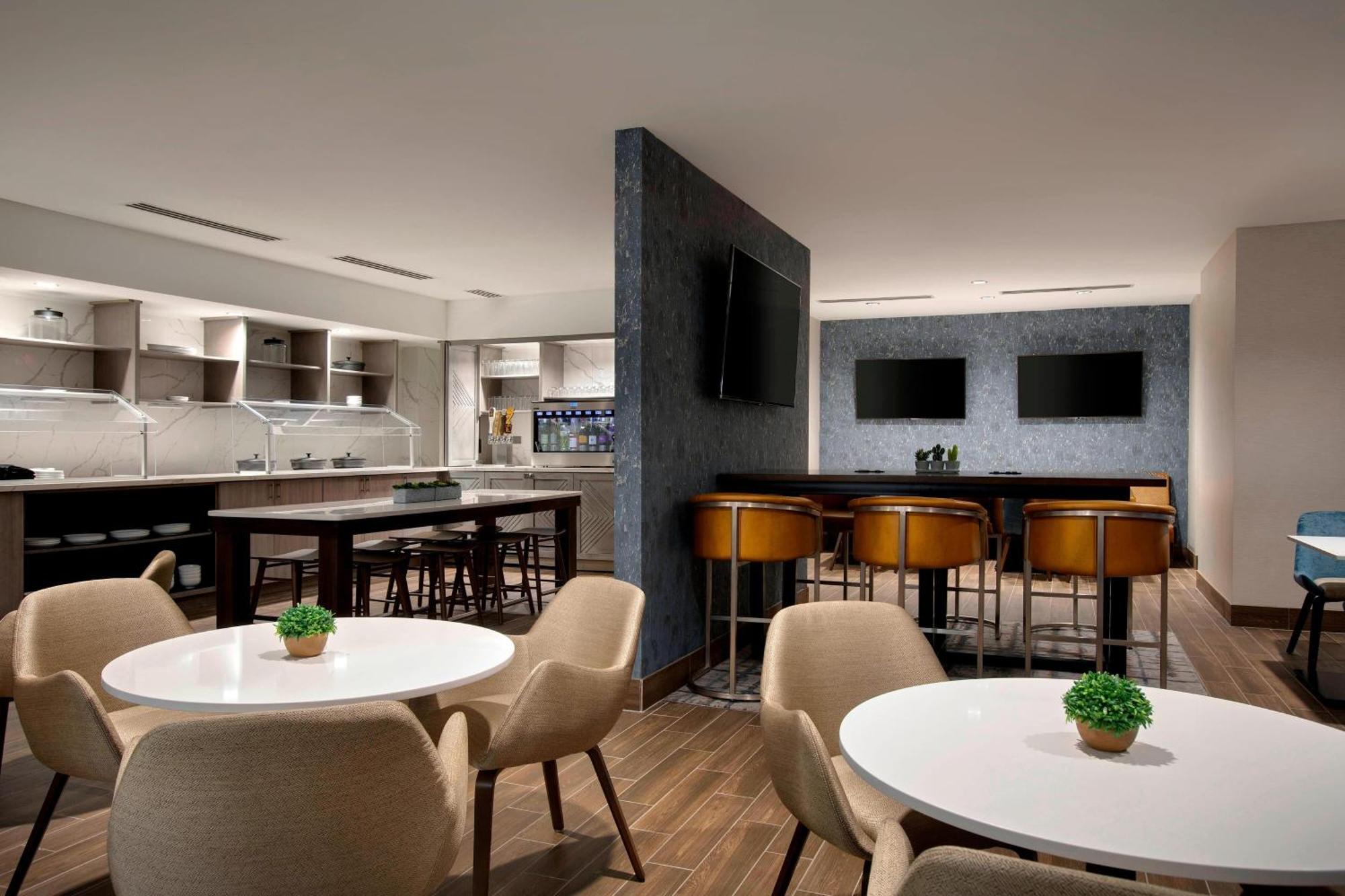 Marriott Hotel 3*